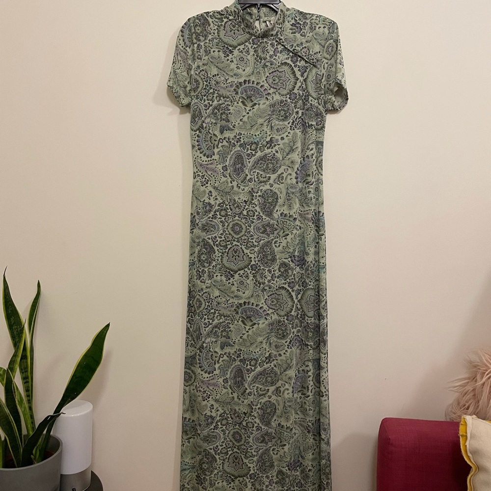 Vintage Floral Maxi Dress